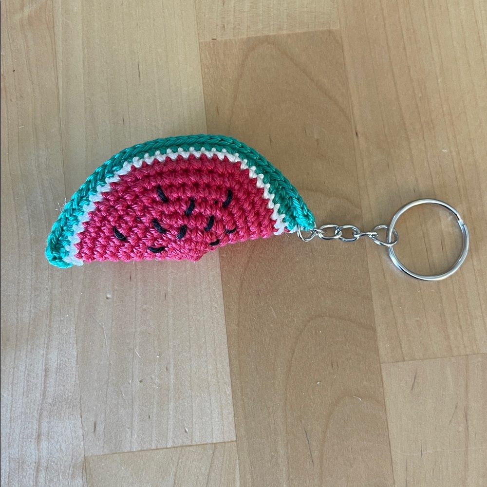 Handcrafted Fruit Slice Keychain Accessory - Summer Crochet Bag Charm Sunny - Picture 5 of 16